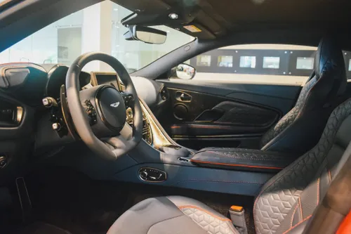 aston martin dbs superleggera max verstappen 1 1024x683