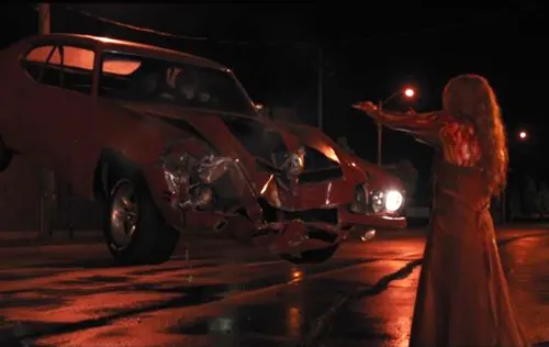 carrie 2013 kills chris hargensen portia doubleday chloe grace moretz review