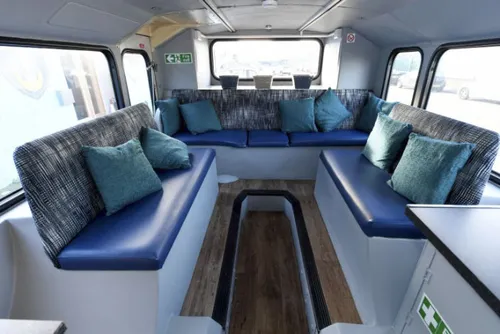 double decker bus homeless shelter 20 5a1c2546de84f 700