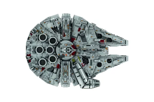 fhm lego millennium falcon02
