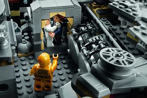 fhm lego millennium falcon05