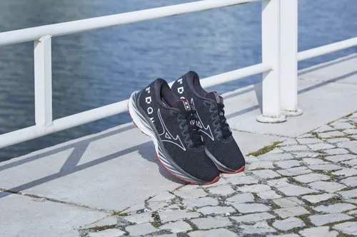 fhm mizuno wave rider 26 amsterdam marathon 7