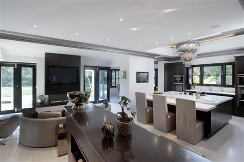 fhm zlatans villa1 1