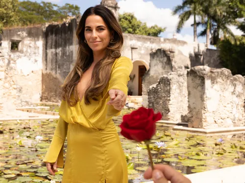 foto 16 bachelor yael