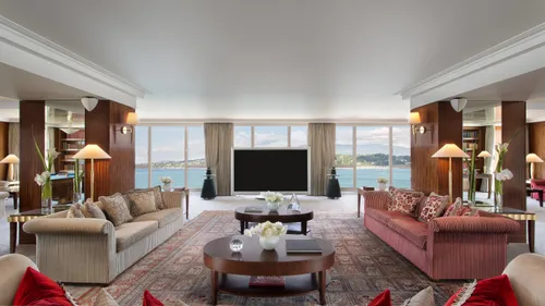 gvalc penthouse suite 6916 hor wide