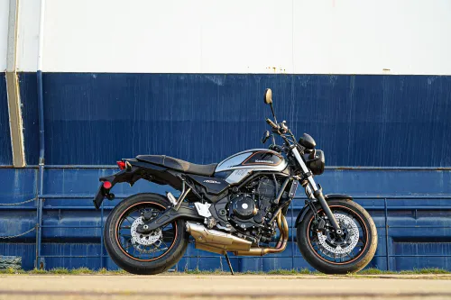 kawasaki z650 rs fhm04