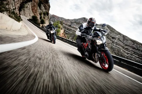 kawasakiz90007 1024x683