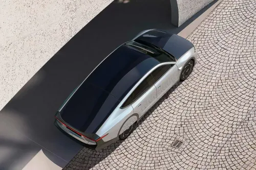 lightyear 0 ev solar power roof range release info 002 1024x682
