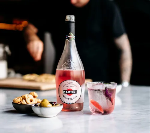martini spritzante x sergio herman e294ace28c90 chantal arnts 6 scaled e1638891592622