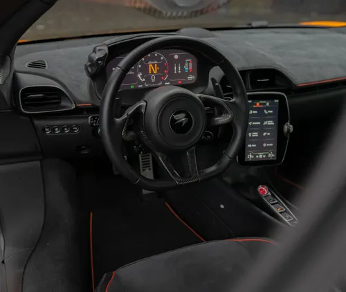 mclaren artura fhm08