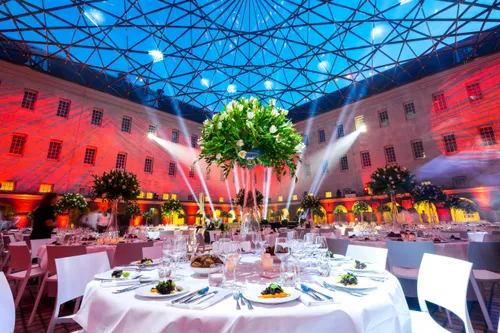 open pleyn diner wit rond 3 scaled