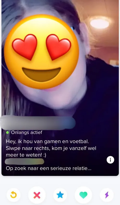 serieus 599x1024
