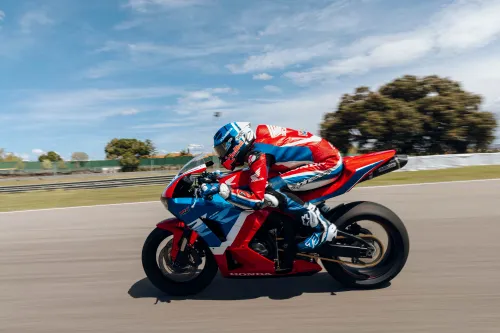 shoei x spr pro fhm03