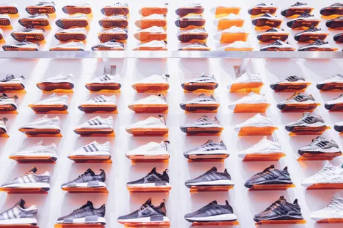sneaker 1024x683