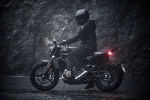 svartpilen 701 my19 21