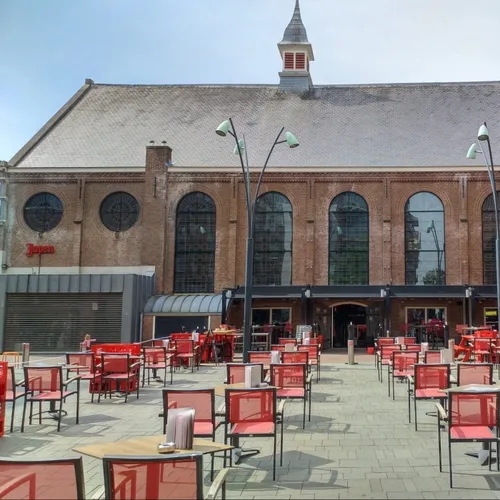 terras corona opstelling scaled e1591003737254 oqdd8xzkvon289svt23paojfdusxyv58mzl57hzujc