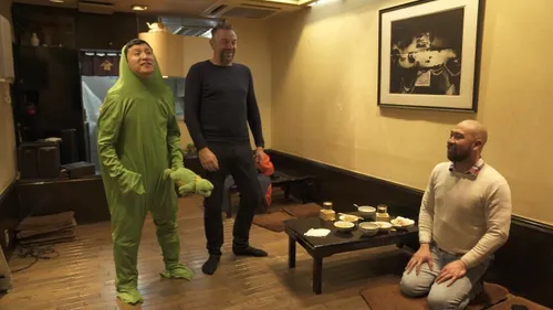 tom waes japan fhm08