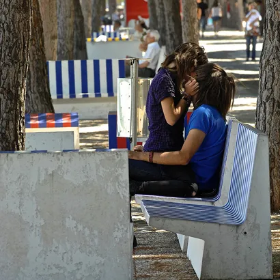 top 10 ways to become irresistible to women 469201