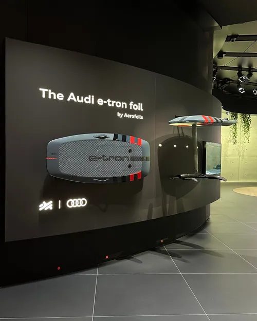 Naast leuke hatchbacks, kun je bij Audi ook terecht voor waterplezier!