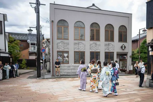 hokuriku japan cr web 04599