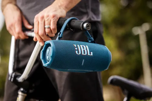 580939 jbl charge6 lifestyle bmx eu6a8085 x1 db5db9 original 1741343402