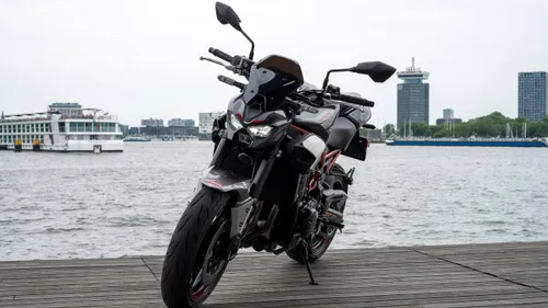 kawasaki z900 2025 fhm web 06703