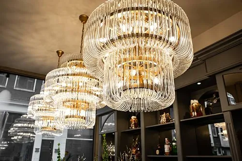 R21_Interieur_chandeliers_VanLeeuwenphotography