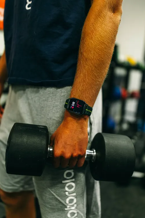 FHMxLeonLuinixMotorola-69