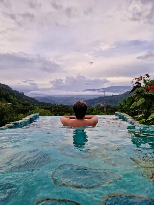 6ea5751a-7a72-4d05-ba90-6e10c055e8d5