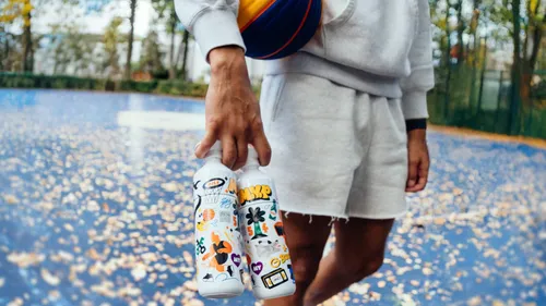 7948_Dopper_Insulated_Worthy_De_Jong_580ml_Lifestyle_Worthy_De_Jong_1920x1080-2