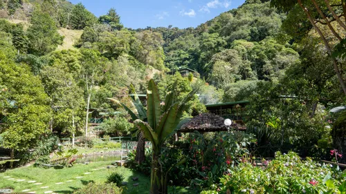 COSTA RICA_2025_CR_FHM Web-07222