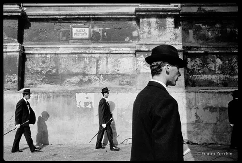 Broederschap van het Heilig Kruis. Palermo, 1988.