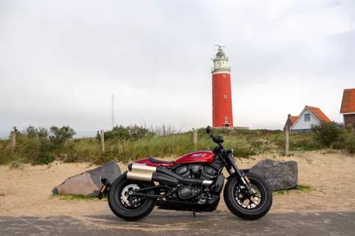 Harley-Davidson Roadtrip_FHM-01022