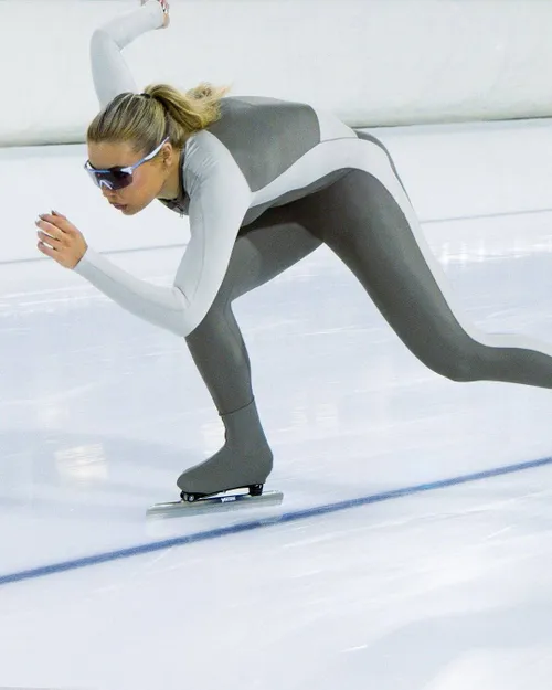 A world champion speed skater, Jutta Leerdam knows that feeling good in your body makes for powe (1)
