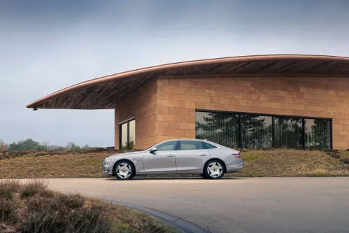 GenesisG80-EVV-1 kopie