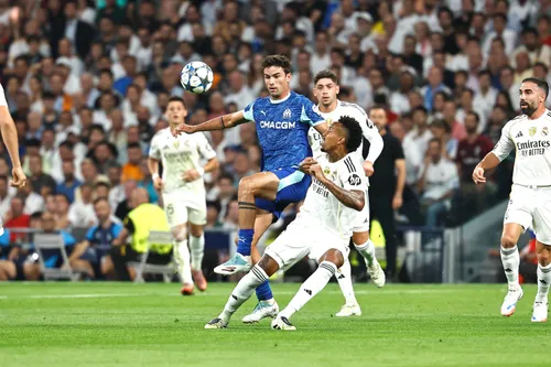 ICONSPORT_270992_0017