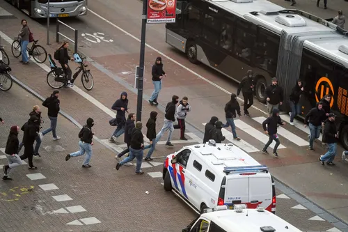 ICONSPORT_271831_0003