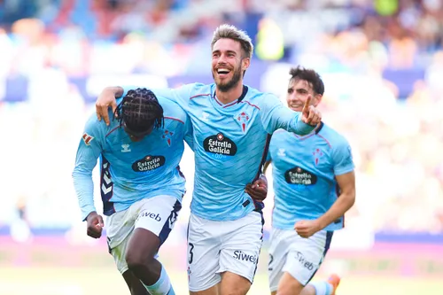 ICONSPORT_275929_0021