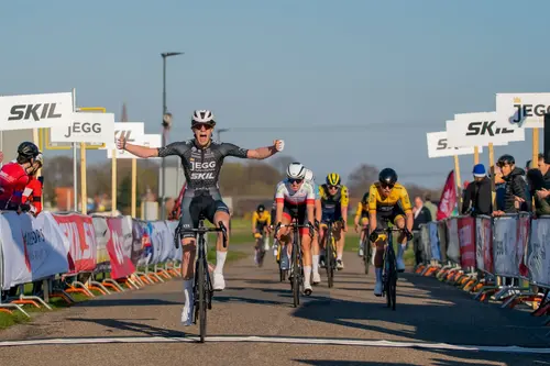 Robbert Tutuhatunewa wint zerogas HL