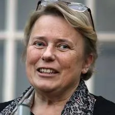 annette stinenbosch c84ff5f4de