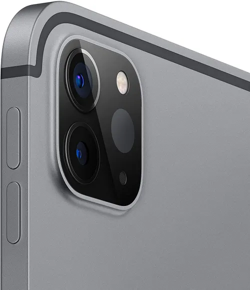 rear camera arrangement of apple ipad pro with plastic lens