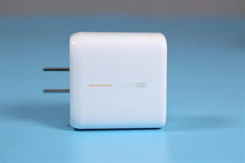 sb13669b3 0edb 4096 a026 78514071d937