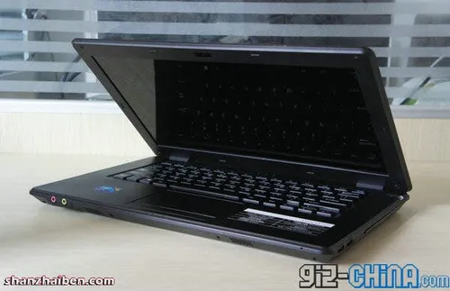 sony vai0 14inch laptop front detail