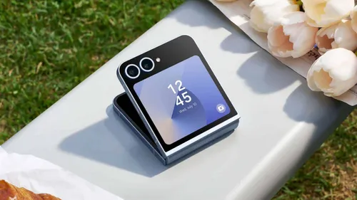 001 product galaxy zflip6 blue 1