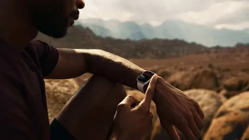 10 fitness trackers in singapore in 2022 apple watch series
