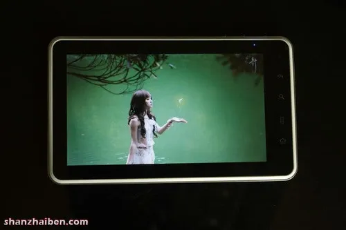 3 201109091749271g18p