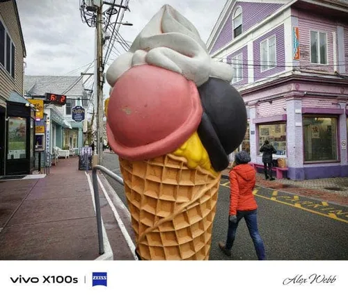 6e16364dgy1hpdy2zyjc0j235s2pkqv5