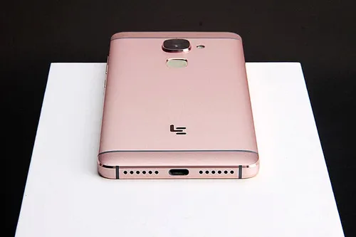 869db7a476dc0804bdb5f2b6f837a4d3