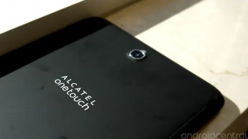 alcatel onetouch pop 8 rear