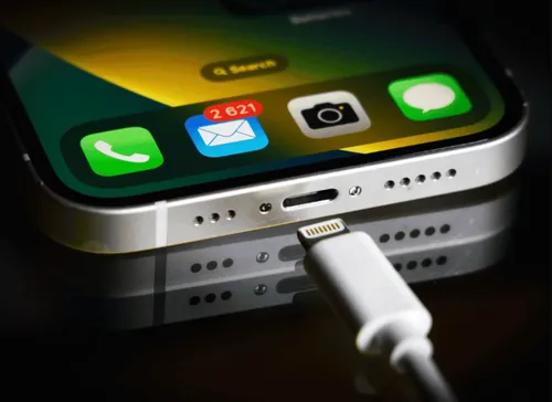 apple iphone 15 usb c port
